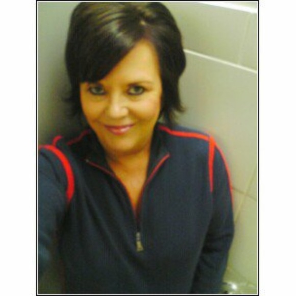 Meet your Posher, Janis - Picture 1 of 1